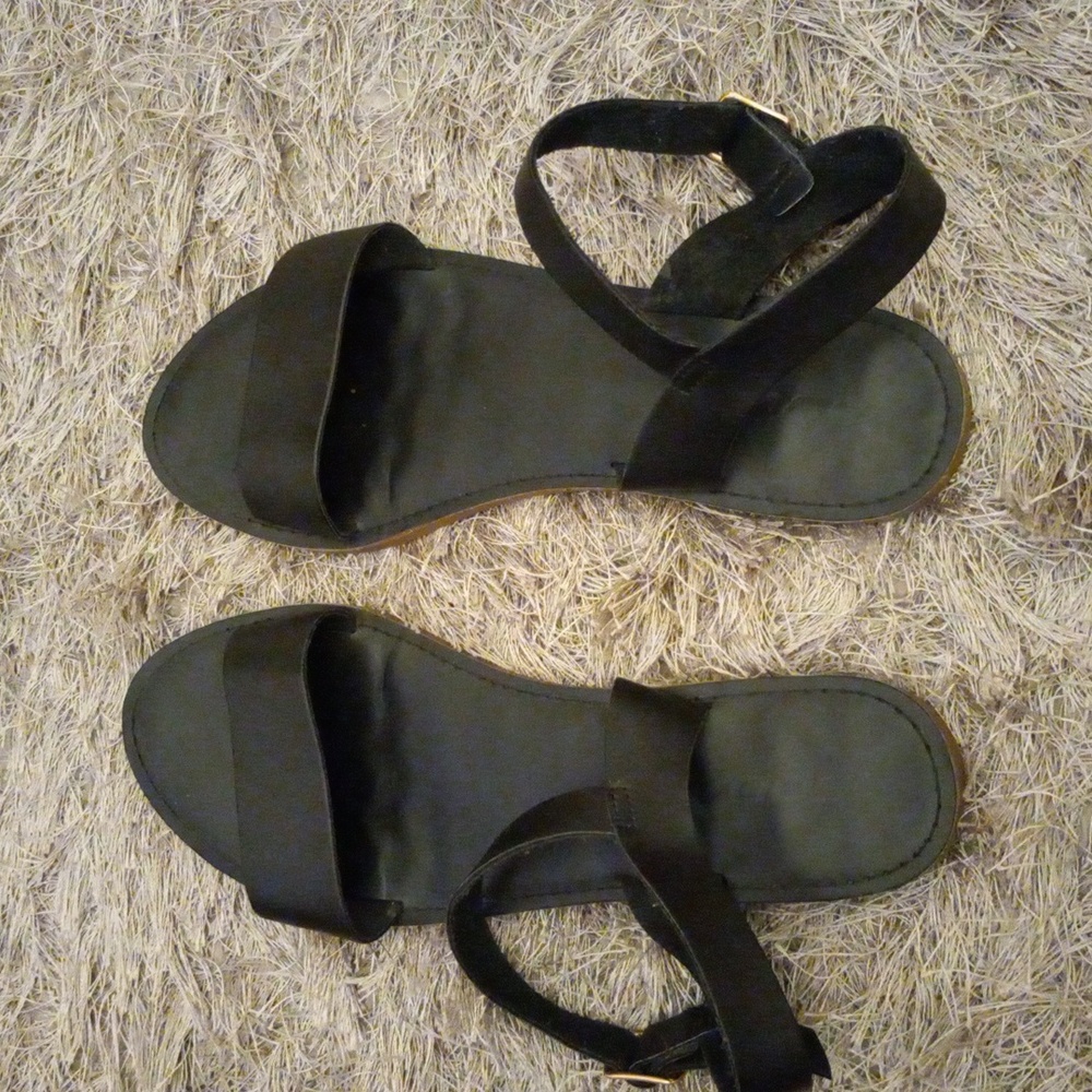 Women's Black Sandals 9